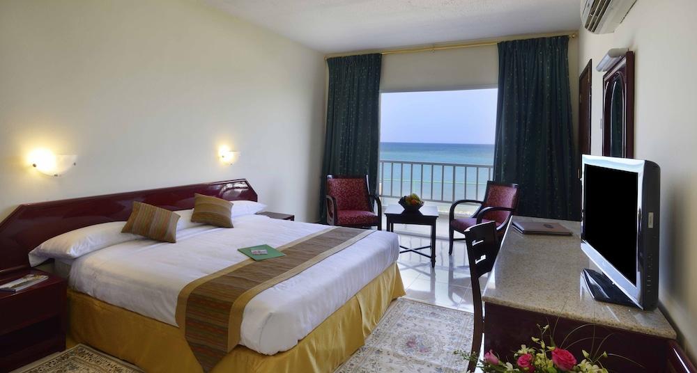 Resort Sur Beach Holiday Buitenkant foto