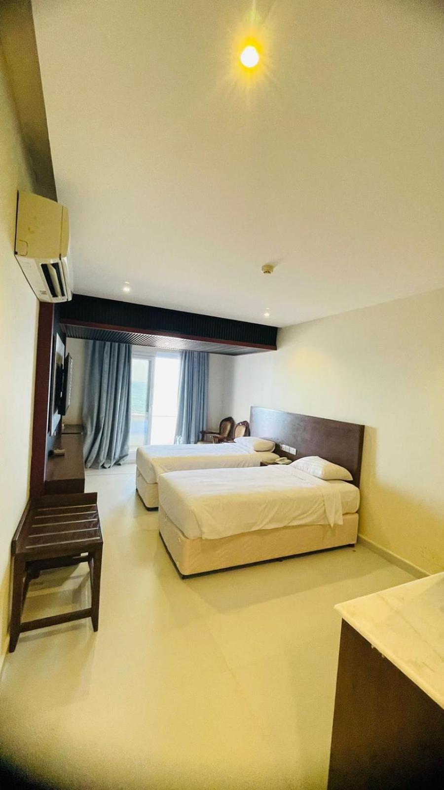 Resort Sur Beach Holiday Buitenkant foto