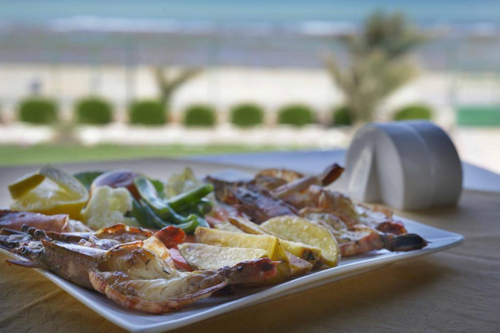 Resort Sur Beach Holiday Buitenkant foto